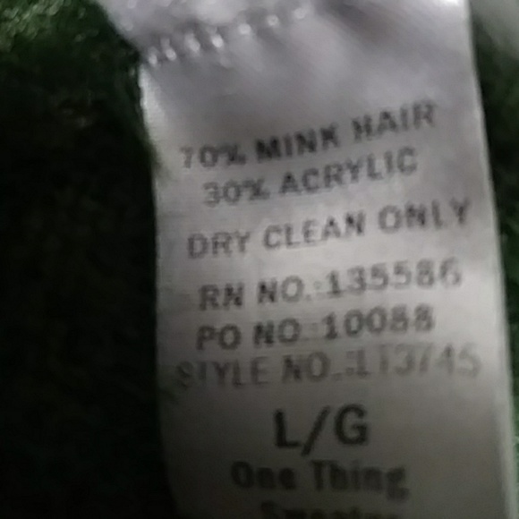 Main strip Boutique sweater size large - Picture 6 of 7